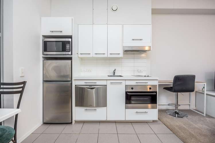 202/155 Beach Road Auckland Central_9