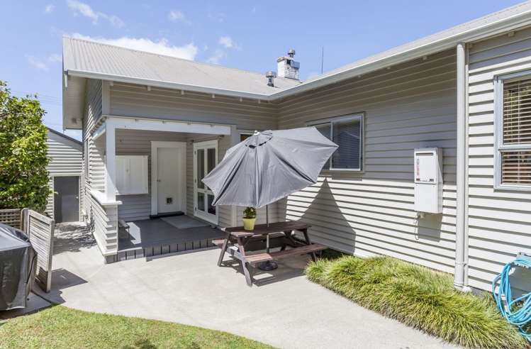 907 Richmond Street Thames_11