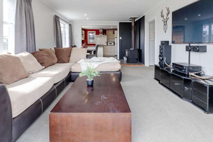14 Jollie Street Hokitika_9