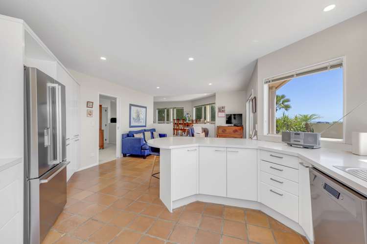 1/37 The Esplanade Eastern Beach_22