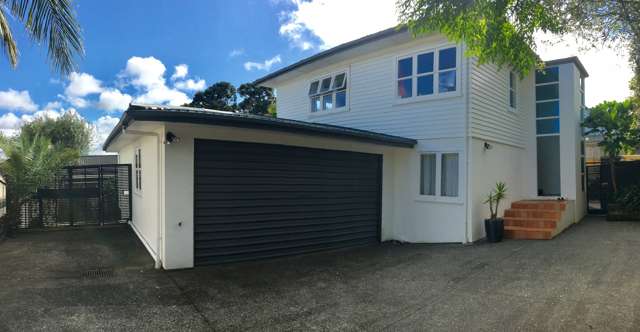 2/4 Purchas Road Hauraki_1