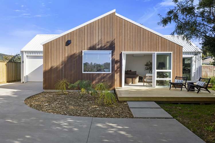 52 Wairau Road Oakura_0