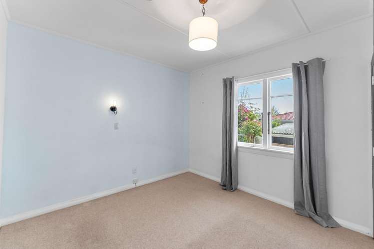 1/50 Marsden Road Stoke_12