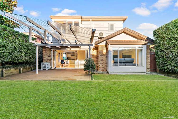 1 Peet Avenue Royal Oak_3