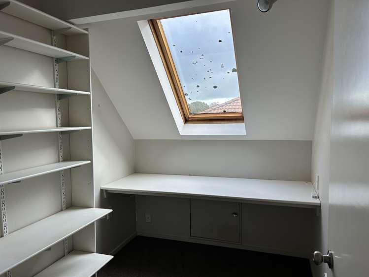 77 Regency Crescent Redwood_18