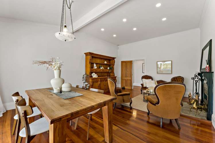 1539 State Highway 16 Helensville_12