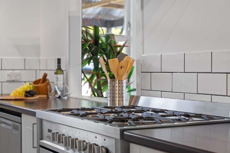 1886 State Highway 1 Kaiwaka_12