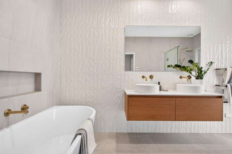 5 Matau Rise Te Atatu Peninsula_21