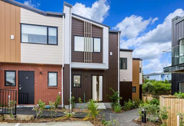 15 /26 Springvale Drive, Fairview Heights