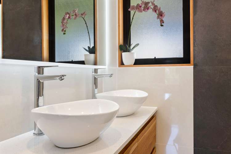 12C Kent Street Whangaroa_12