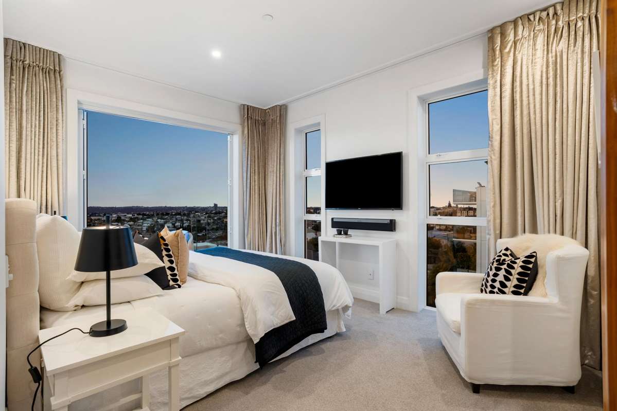 304/2 Ariki Street_5