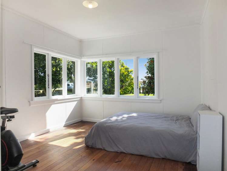 19 Johnston Street Foxton_19