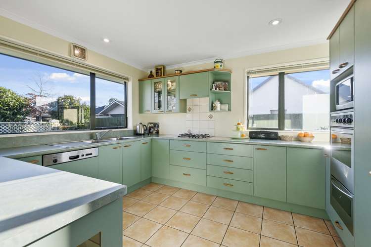 16 Avon Gate Russley_5