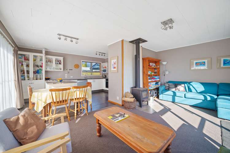 267 Seaview Road Stoke_8