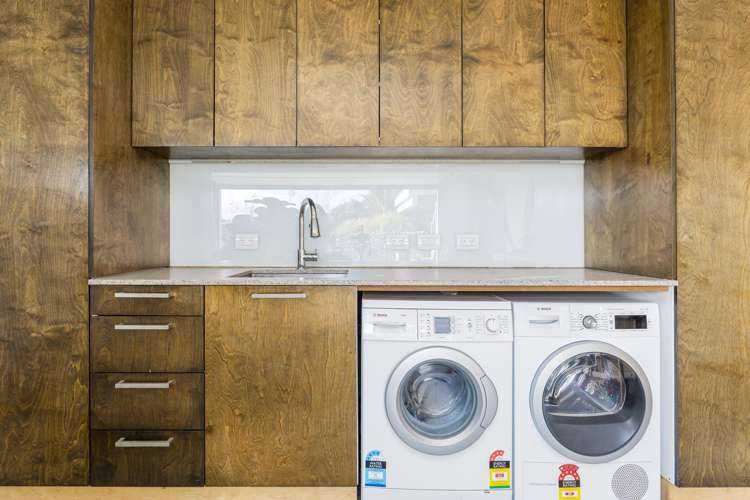 6 Discovery Drive Gulf Harbour_37