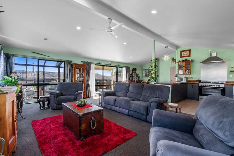 5 Ajax Place Welcome Bay_1