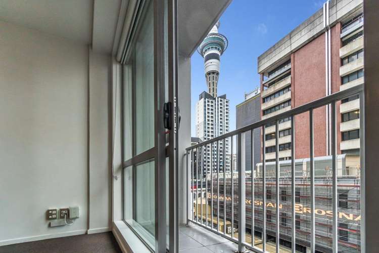 702/74 Albert Street 10015_12