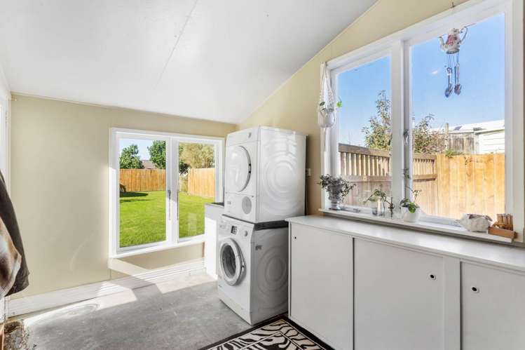 11 Railway Street Helensville_13