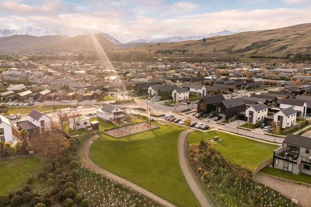 17 Lorne Street Dalefield/Wakatipu Basin_3