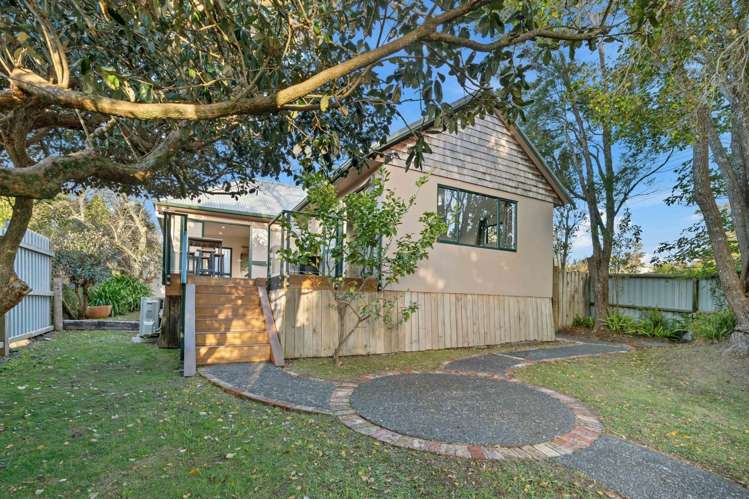 1/15 Simpson Road Ranui_2