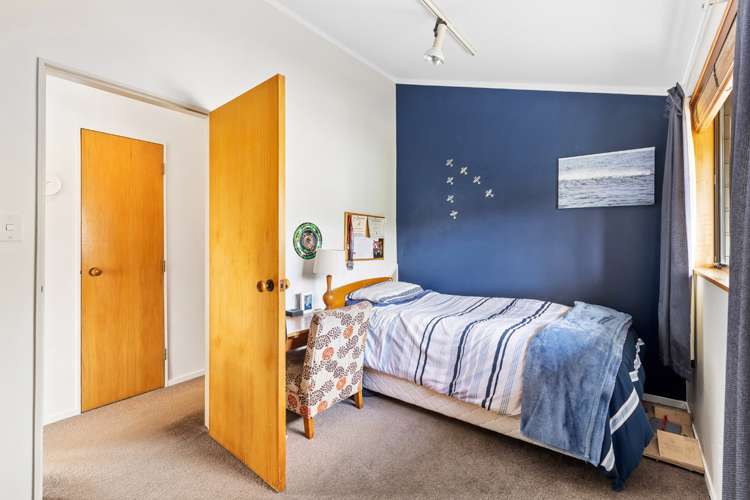 2/283 East Coast Road Mairangi Bay_13