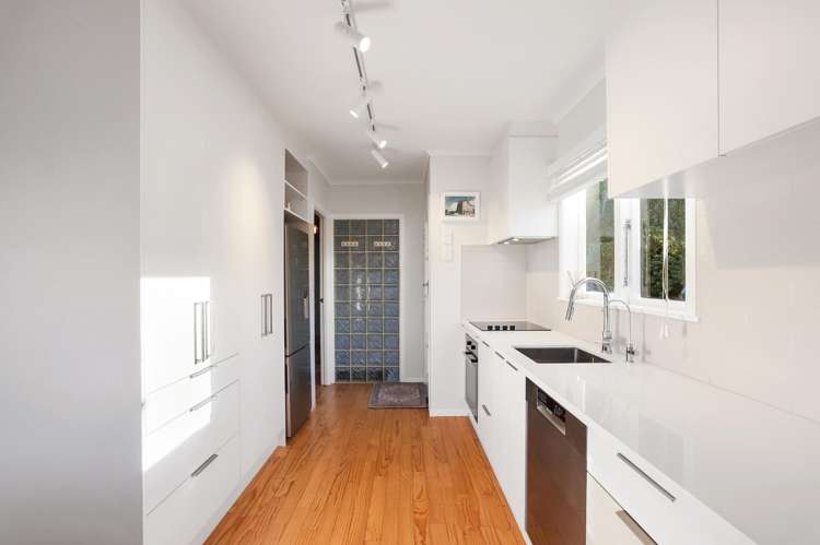 52 Taupo Street Green Bay_9