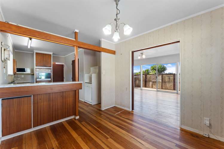 8 McDowell Crescent Hillcrest_12