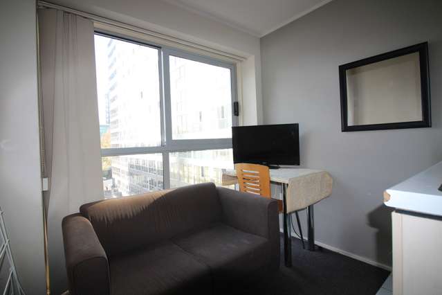 708/72 Nelson Street Auckland Central_1