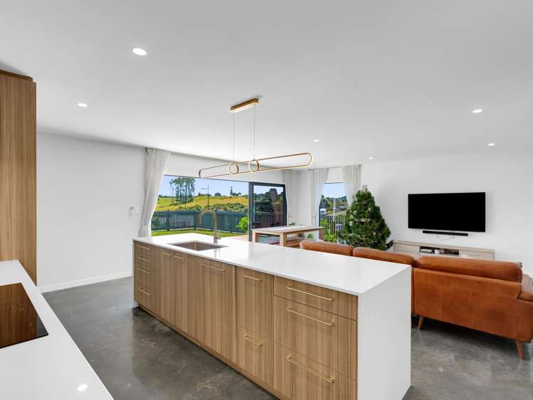 2 Taeore Lane Raglan_19