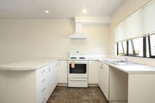 5/12 Ambrico Place New Lynn_4