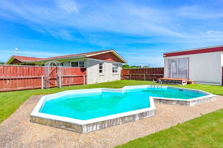 31 Carrick Road Twyford_24