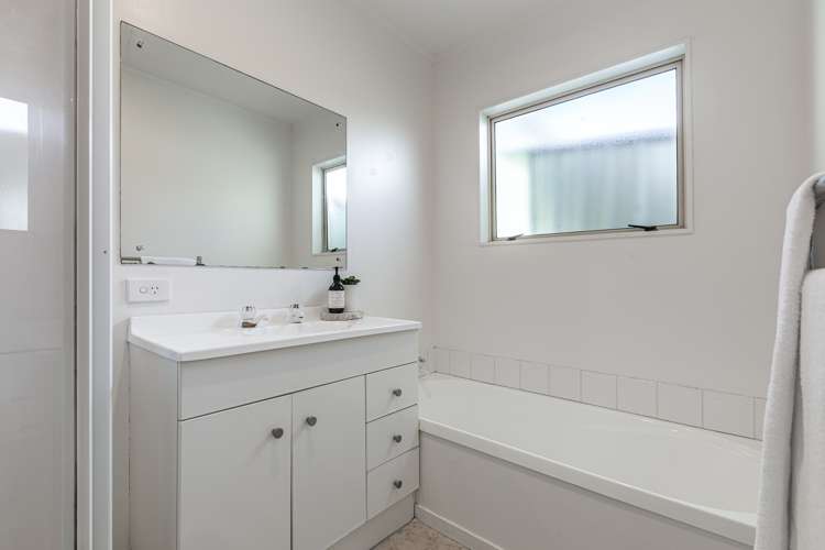 2/46 La Trobe Street Pakuranga Heights_18