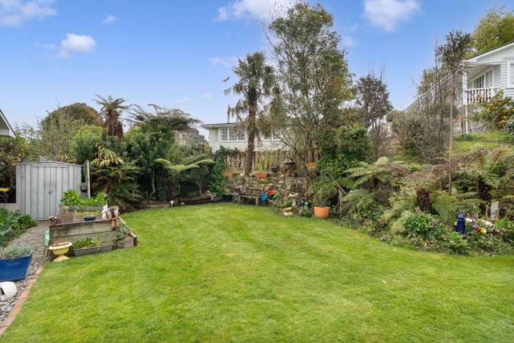 5 Kitchener Street Lansdowne_24