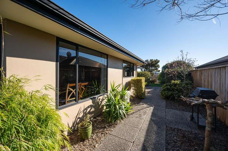 55 Otia Drive Richmond_24