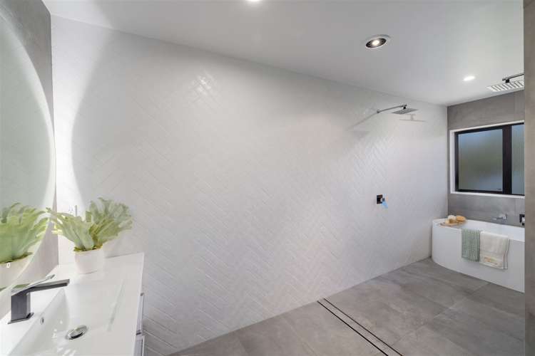 11 Travis Country Drive Burwood_15