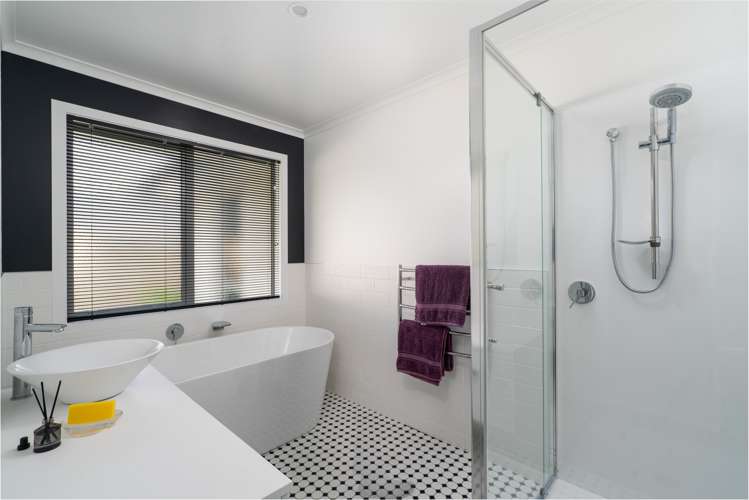 6 Huka Heights Drive Rangatira Park_11