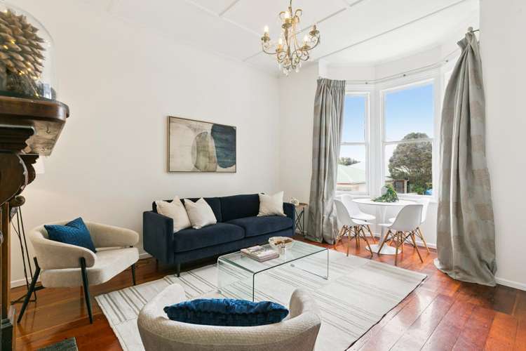 51 Scarborough Terrace Mount Victoria_2