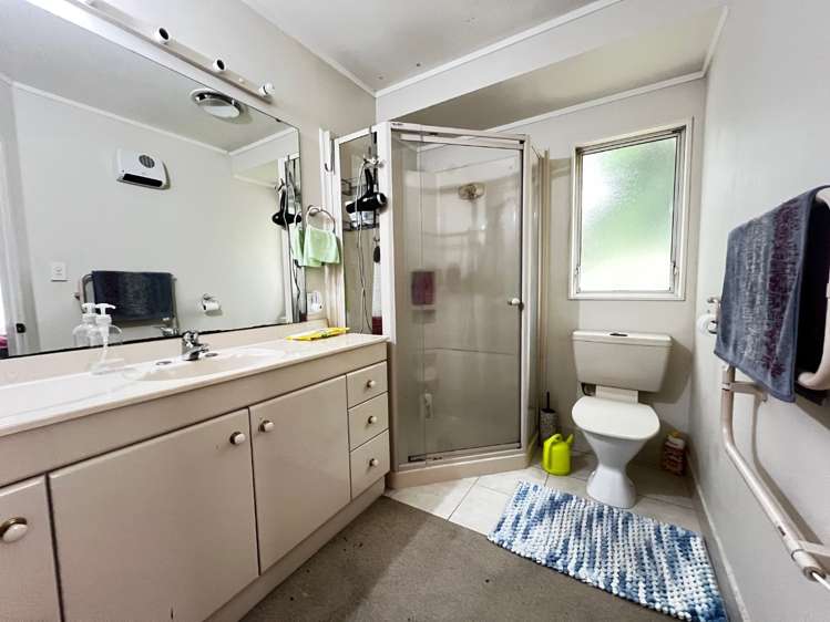 7 Godwin Court Unsworth Heights_8