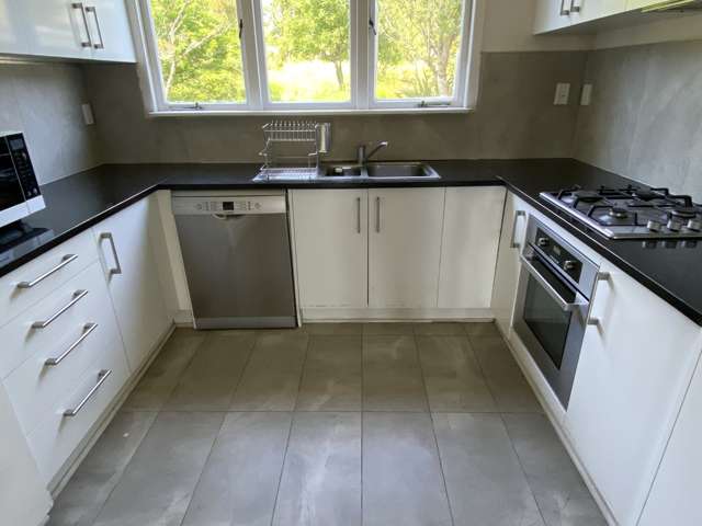 1837b East Coast Road 1656_4