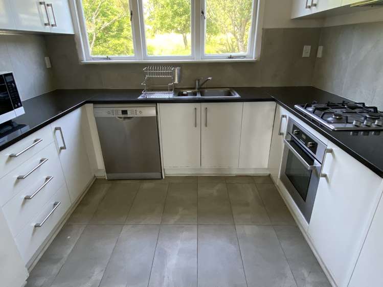 1837b East Coast Road 1656_4