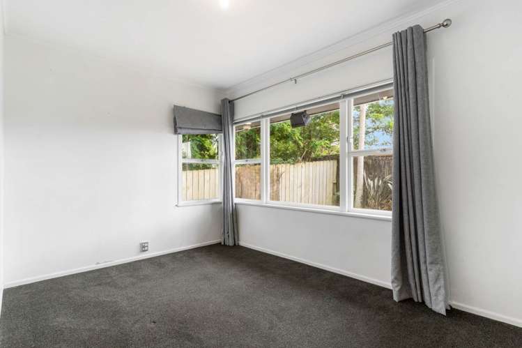 31 Lyndhurst Road Te Atatu South_9
