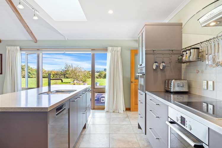 192 Terrace Road Leithfield_5