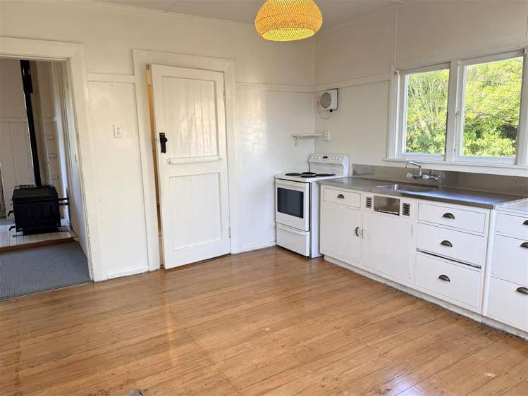 62 Marlborough Street Greymouth_8