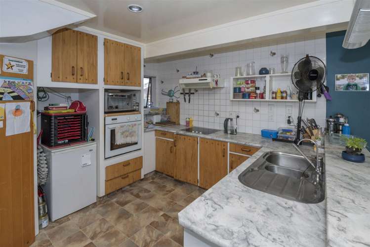 7 President Avenue Papakura_9