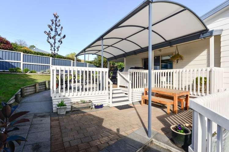 68 Dixon Road Glenview_19