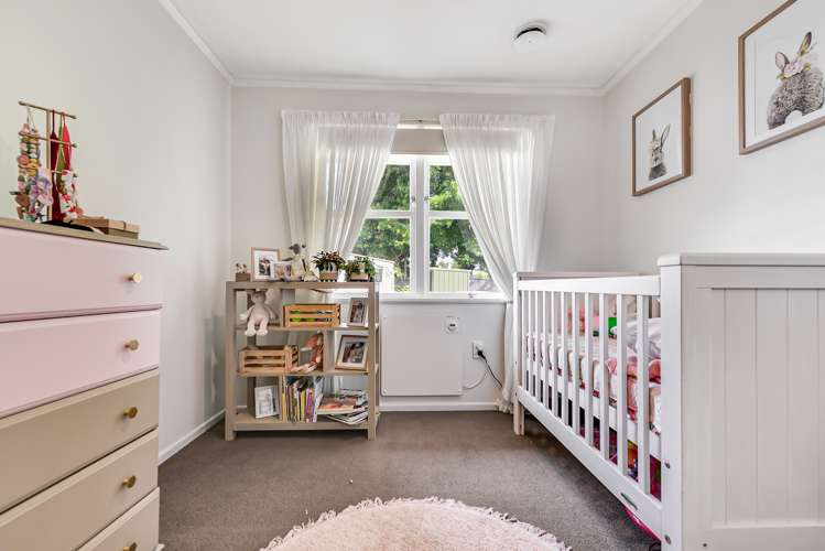 8 Springfield Crescent Enderley_10