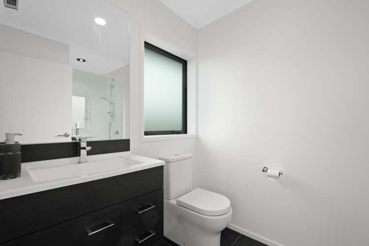 10 Waihinahina Way Mahia_21