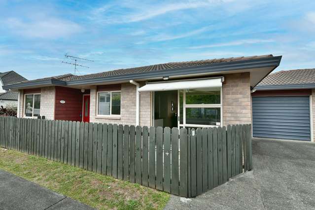 2/11 Milton Road Orewa_3