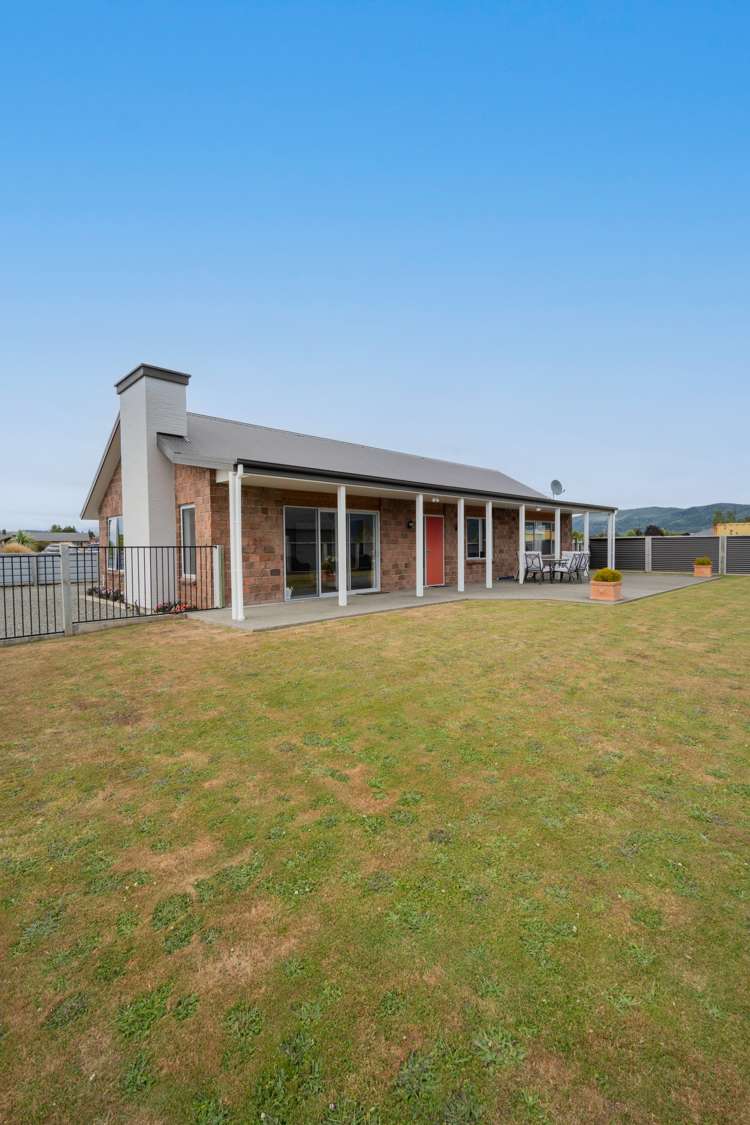 3 Chalky Way Te Anau_24