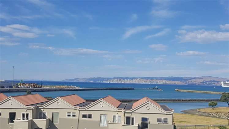 13/90 Customhouse Street Gisborne_7